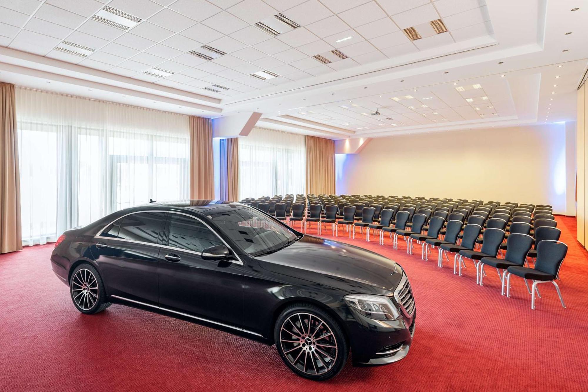 Hotel Nh Vienna Airport Conference Center 4*