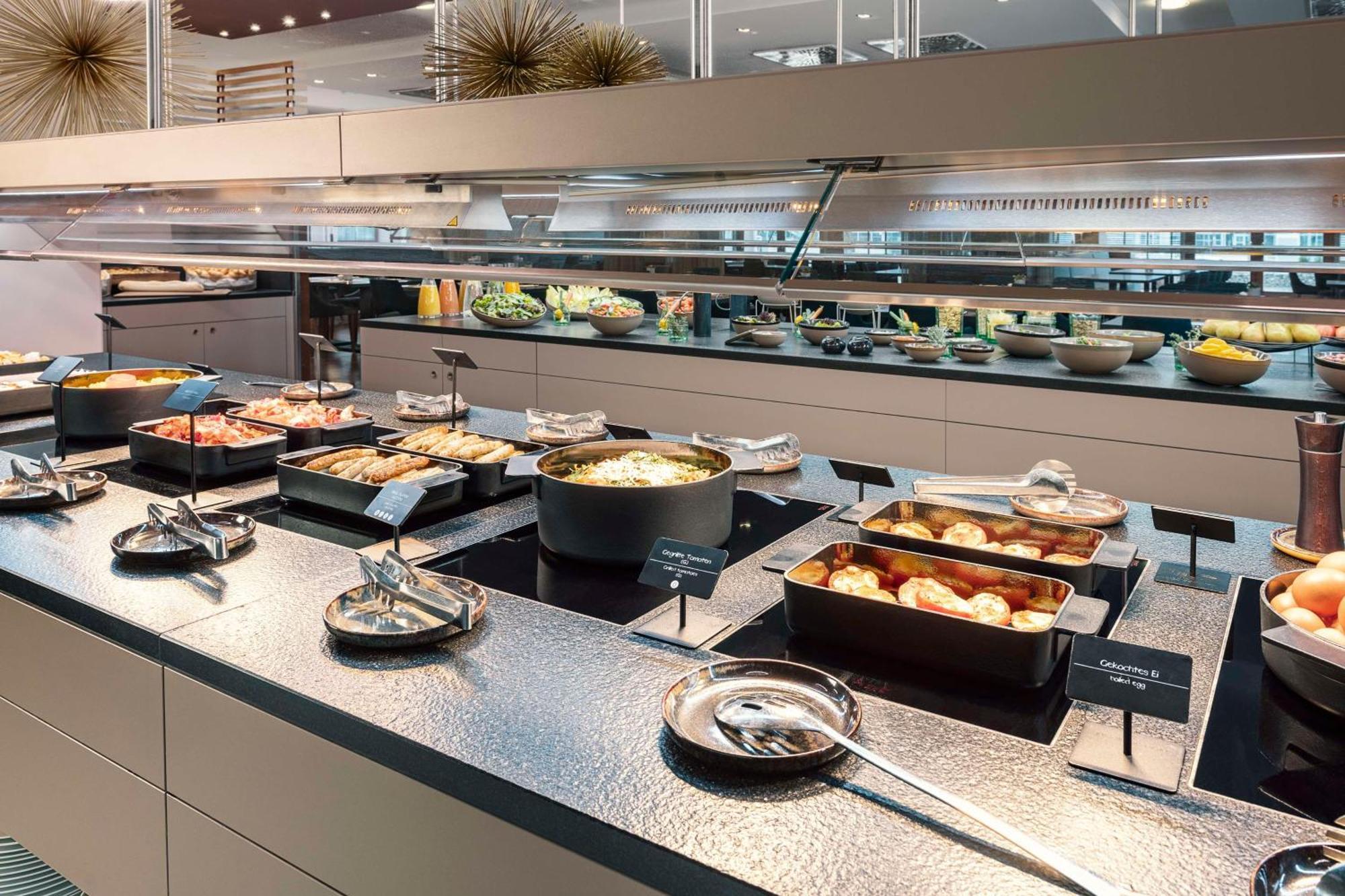 Nh Vienna Airport Conference Center Hotel 4*