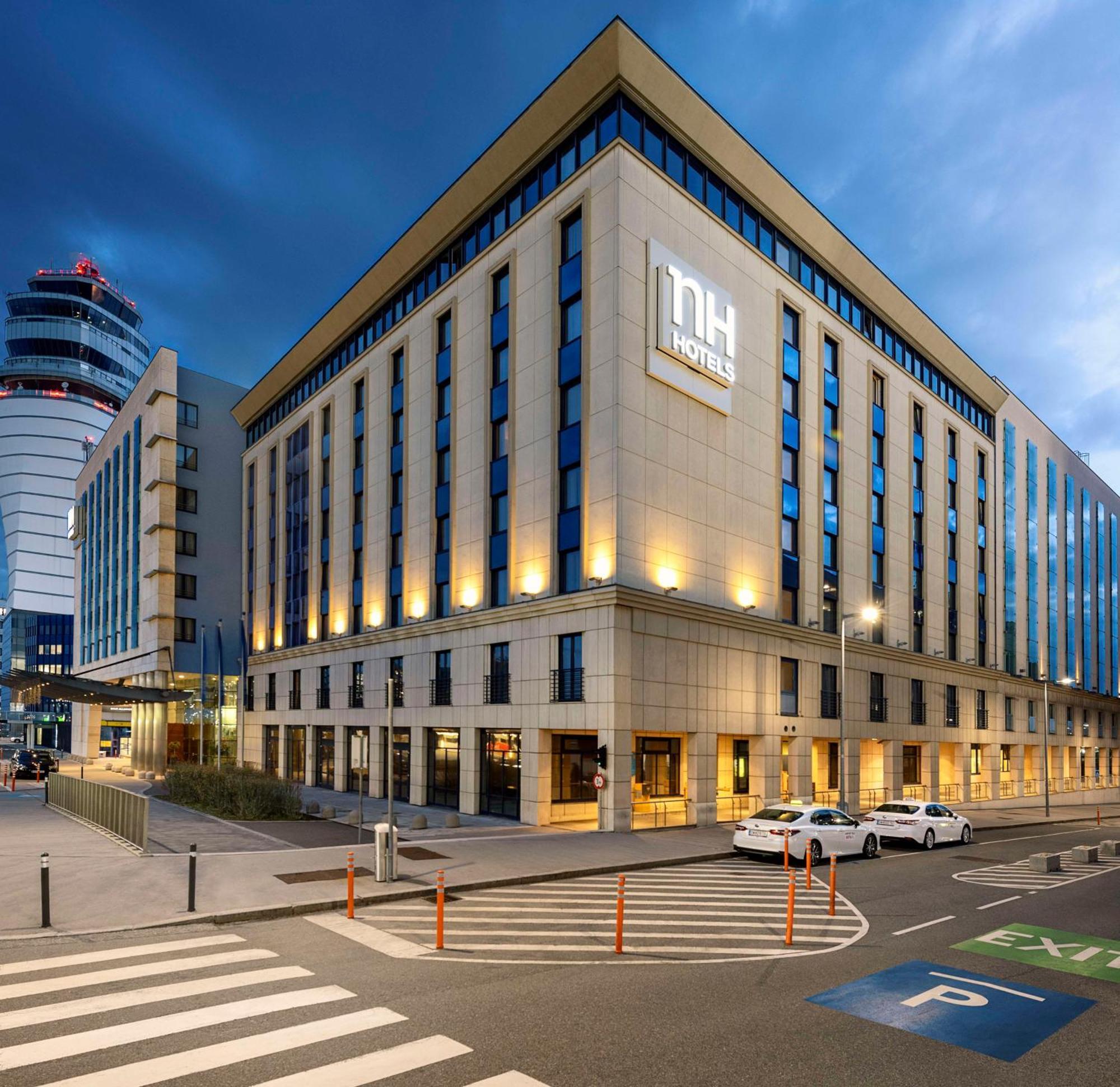 Nh Vienna Airport Conference Center Hotel 4*