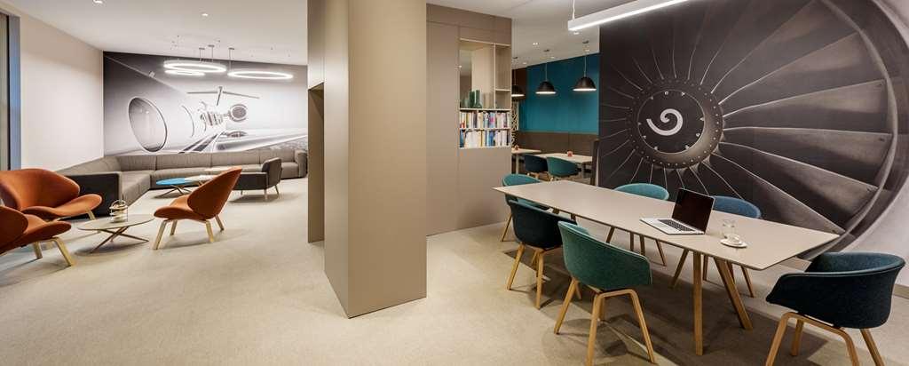 Hotel Nh Vienna Airport Conference Center 4*