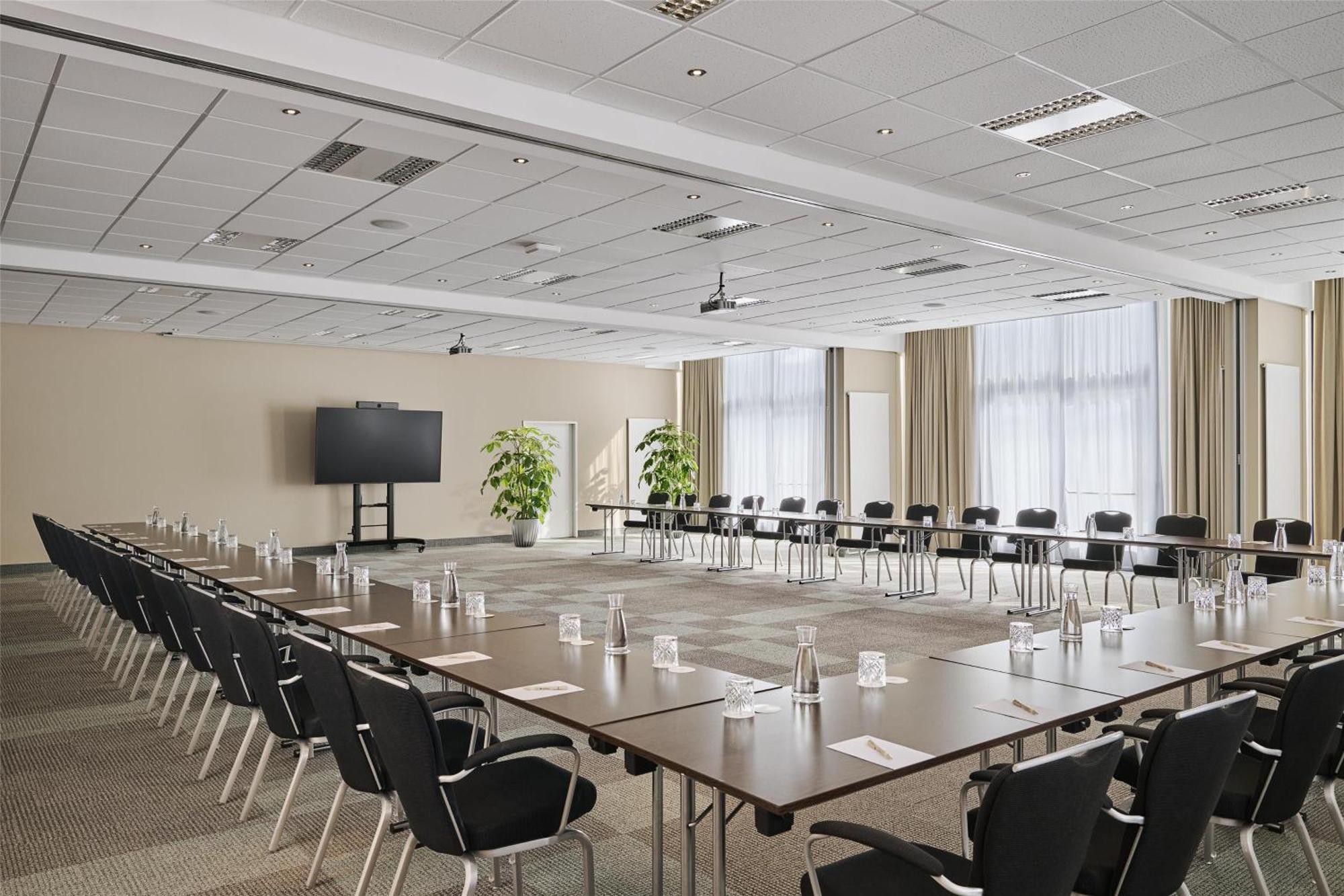 Nh Vienna Airport Conference Center