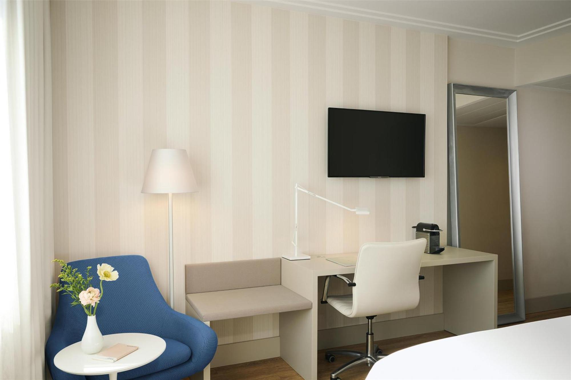 Hotel Nh Vienna Airport Conference Center 4*