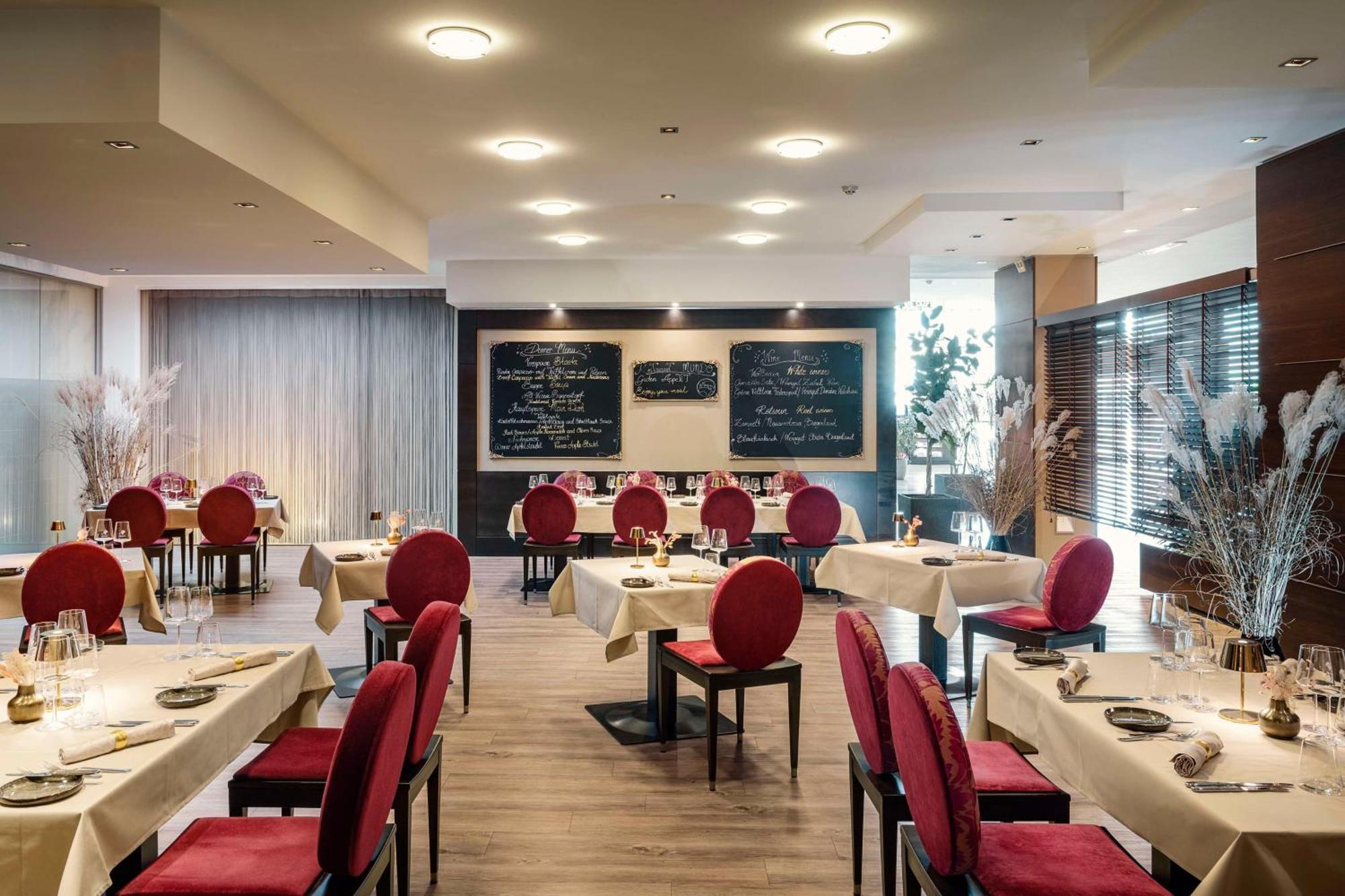 Nh Vienna Airport Conference Center Hotel