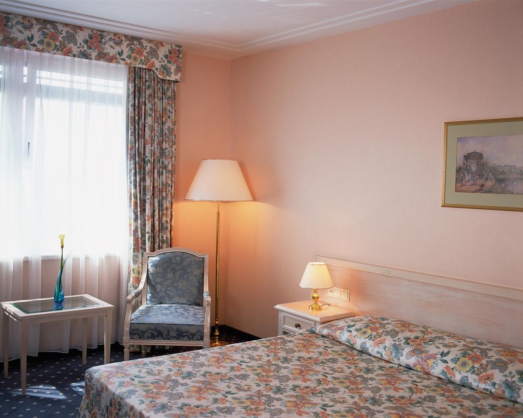 Hotel Nh Vienna Airport Conference Center 4*