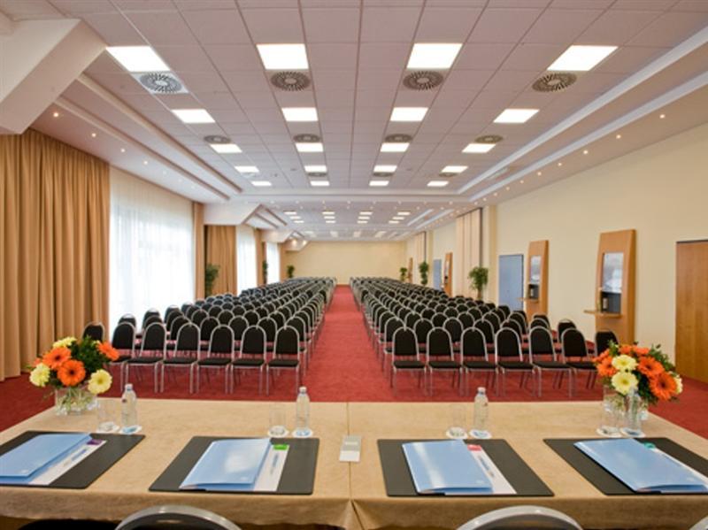 Nh Vienna Airport Conference Center Schwechat